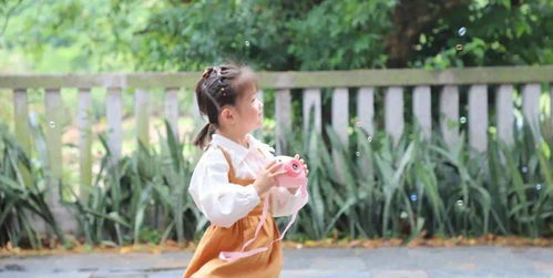 來自大山深處的禮物 獻(xiàn)給寶貝的純真與溫暖